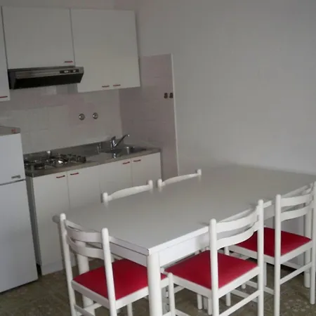 Cozy Flat In A Pet Friendly In Apartment Caorle